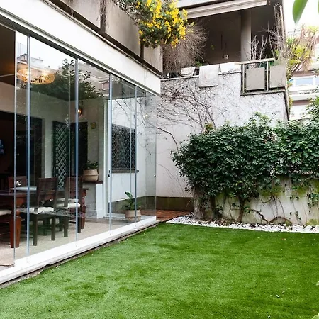 Apartment Seventh Heaven Garden Rom
